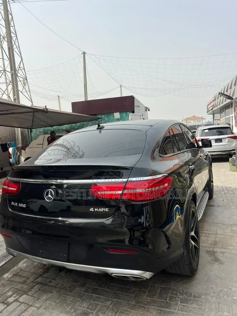 Mercedes-Benz GLE-Class 2016 Black