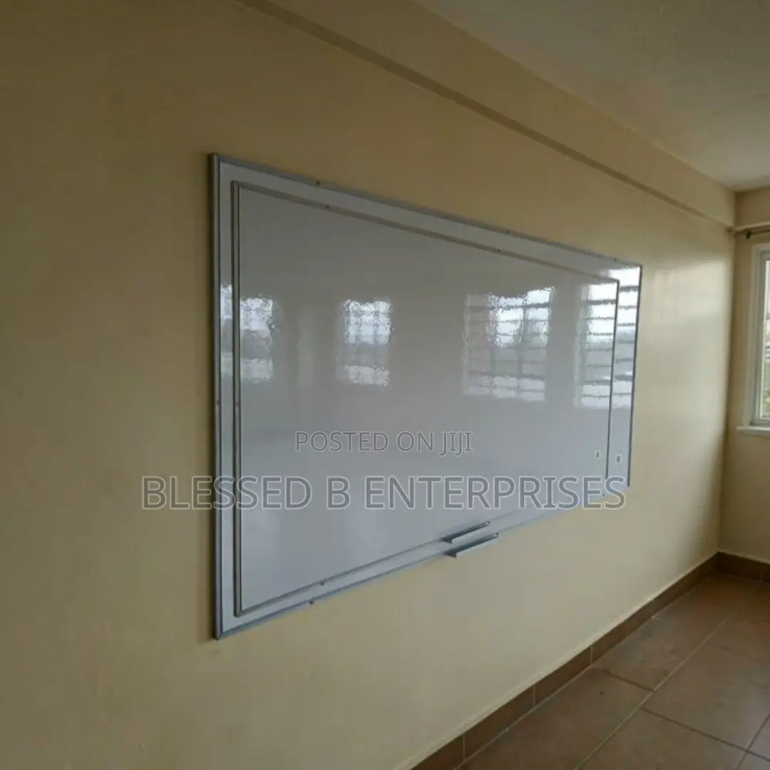 Magnetic White Board