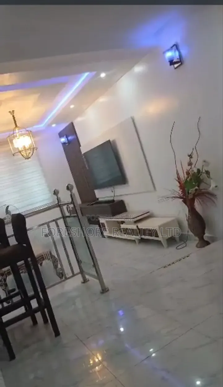 Furnished 3bdrm Apartment in Allen Avenue for sale