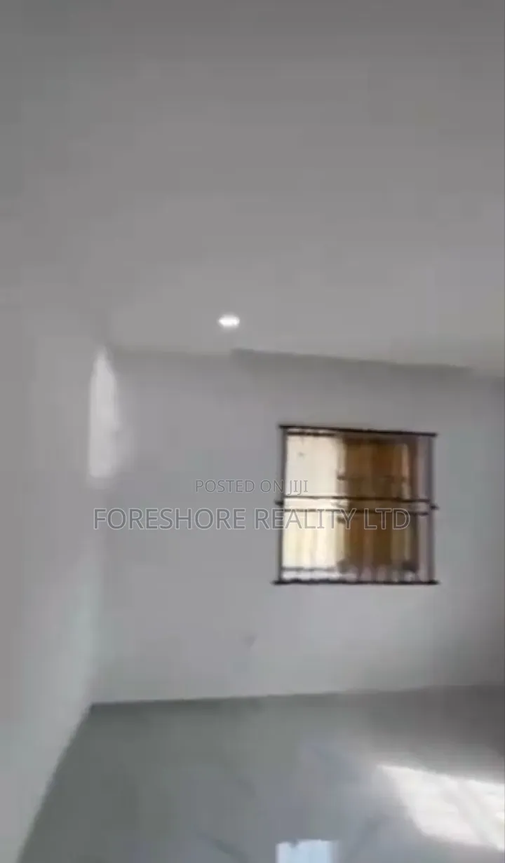 3bdrm Apartment in Soluyi for rent