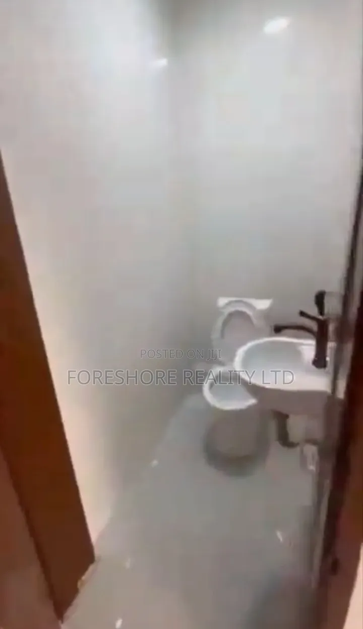 3bdrm Apartment in Soluyi for rent
