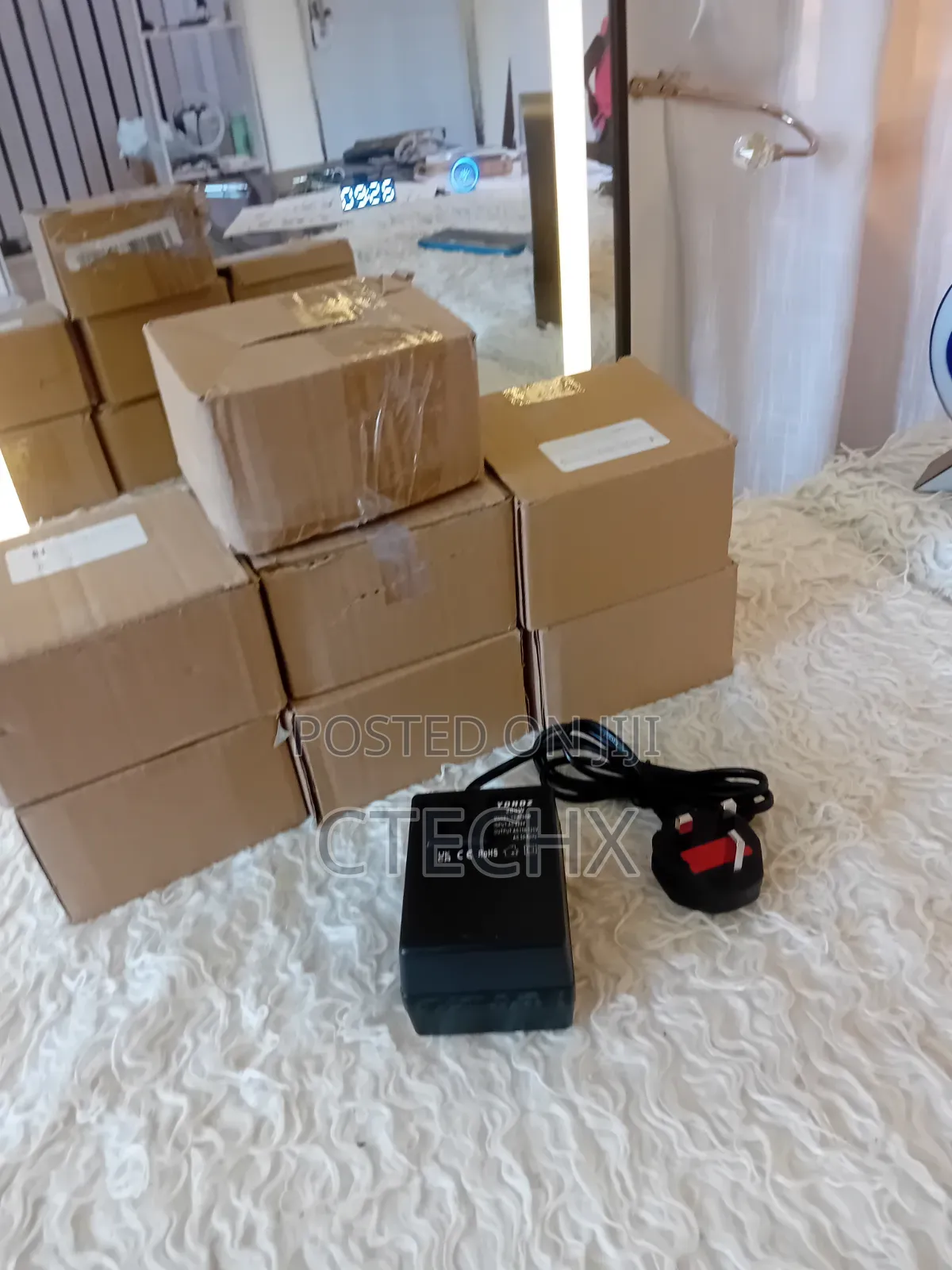 200W Step Down Power Voltage Transformer 220v/240v to 110v/120v,