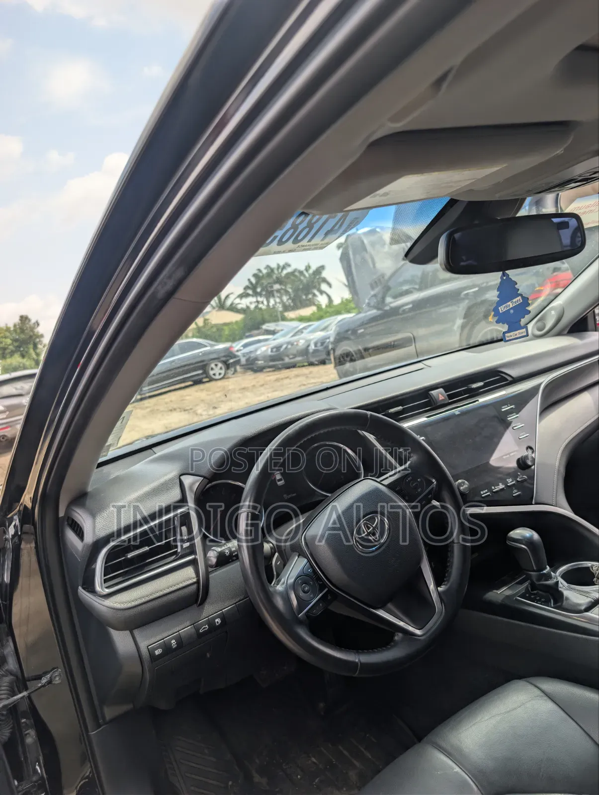 Toyota Camry XLE V6 FWD (3.5L 6cyl 8AM) 2018 Black