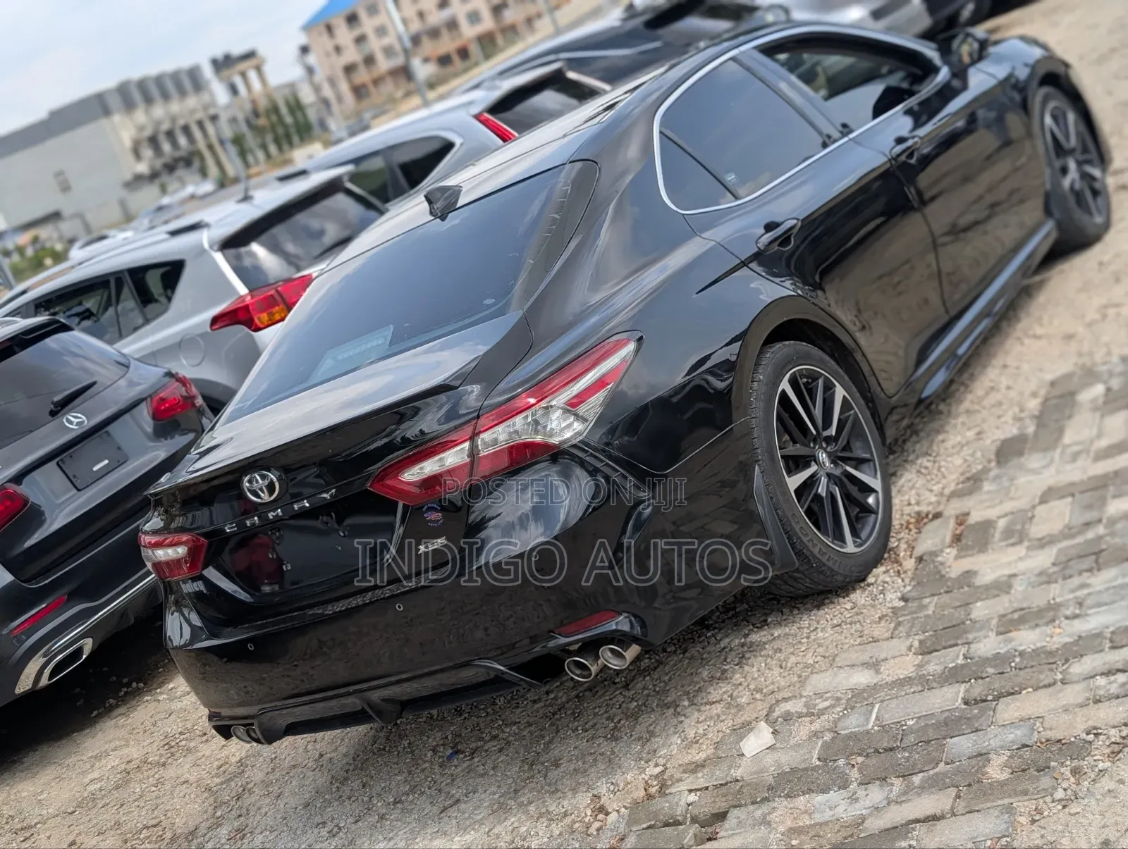 Toyota Camry XLE V6 FWD (3.5L 6cyl 8AM) 2018 Black
