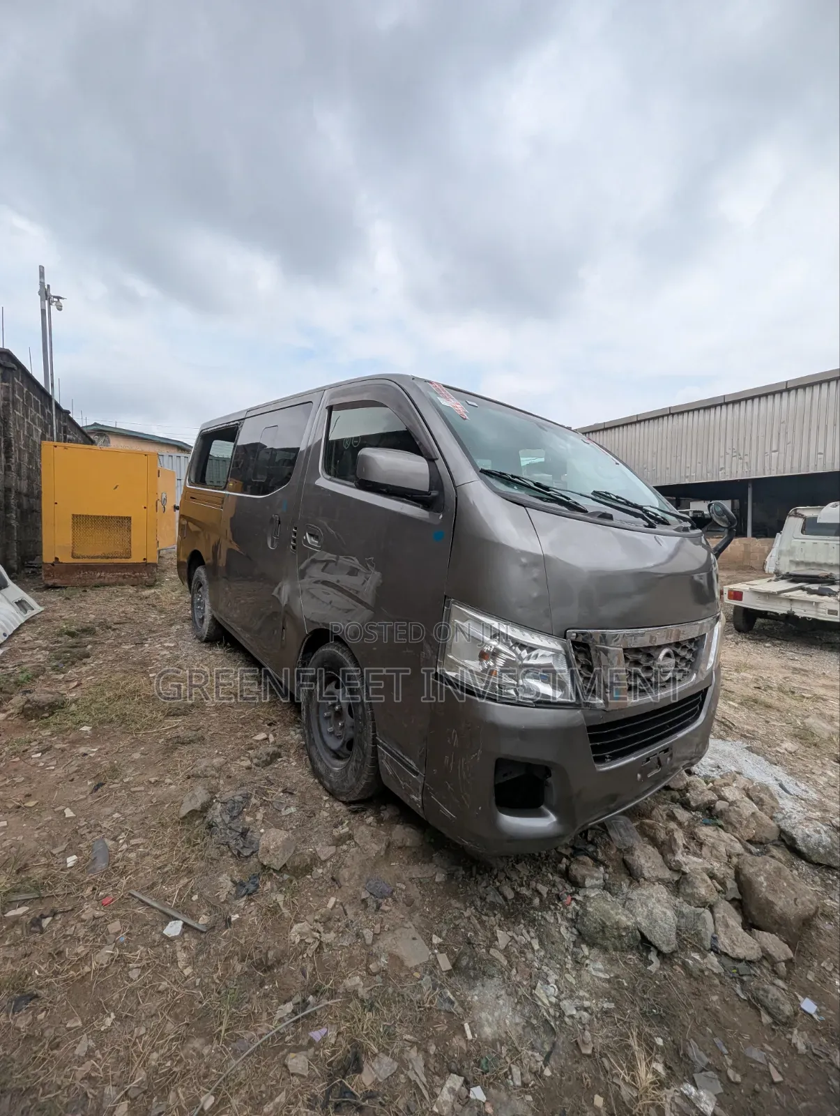 Nissan Caravan (Urvan) 2017 Grey