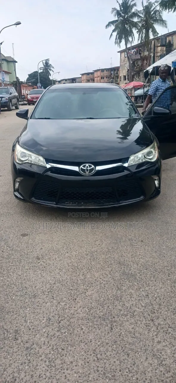 Toyota Camry 2017 Gray