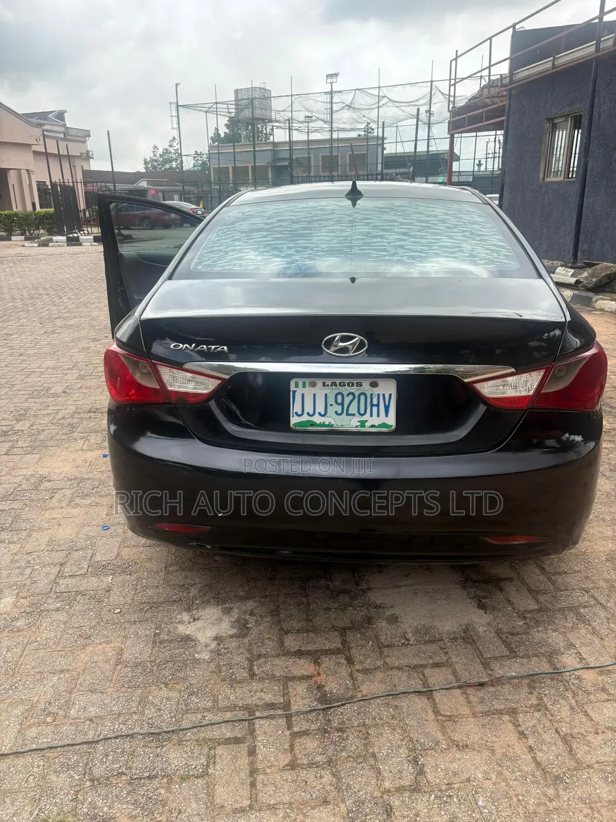 Hyundai Sonata GLS Sedan FWD (2.4L 4cyl 6A) 2013 Black