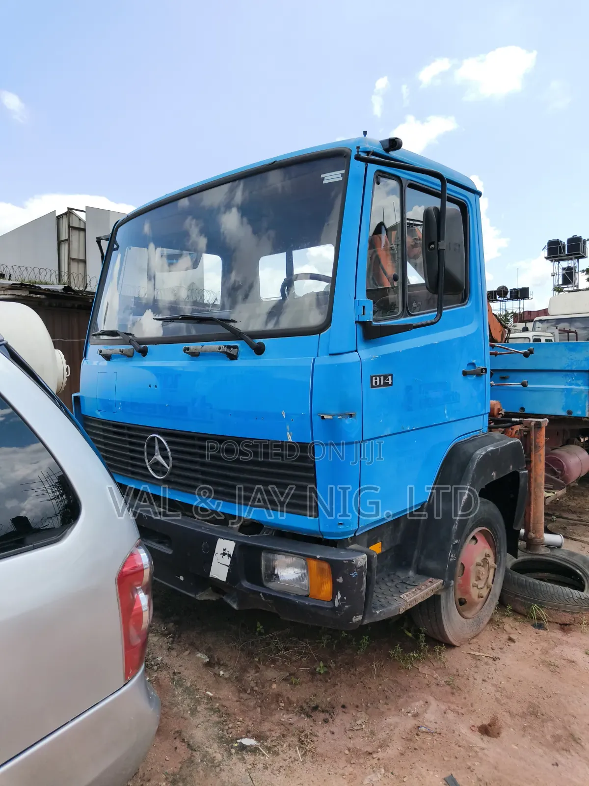 4 Tons Mercedes Benz Hiab Self-Loader - Direct Belgium