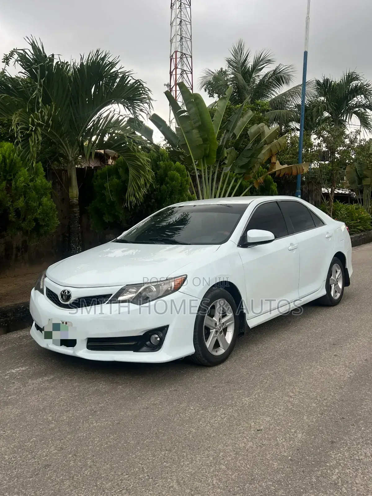 Toyota Camry SE Limited Edition 4dr Sedan (2.5L 4cyl 6A) 2012 White