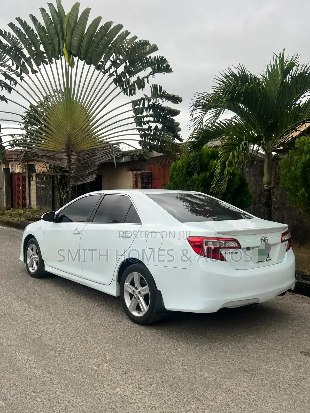 Toyota Camry SE Limited Edition 4dr Sedan (2.5L 4cyl 6A) 2012 White