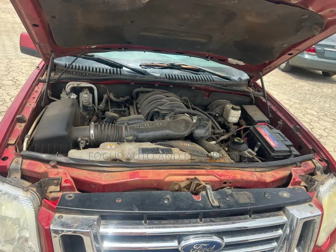 Ford Explorer Limited 4dr 4x4 (4.6L 8cyl 6A) 2007