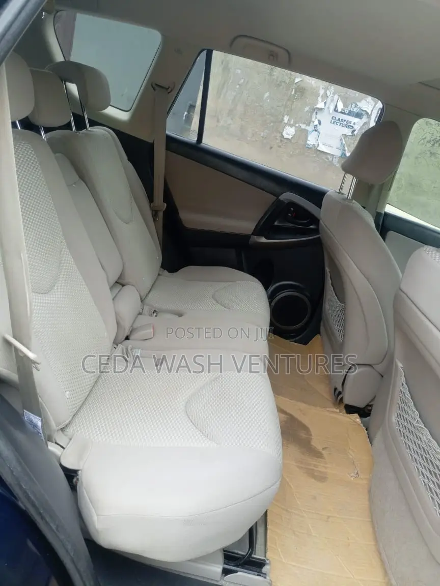 Toyota RAV4 Limited 2008 Blue