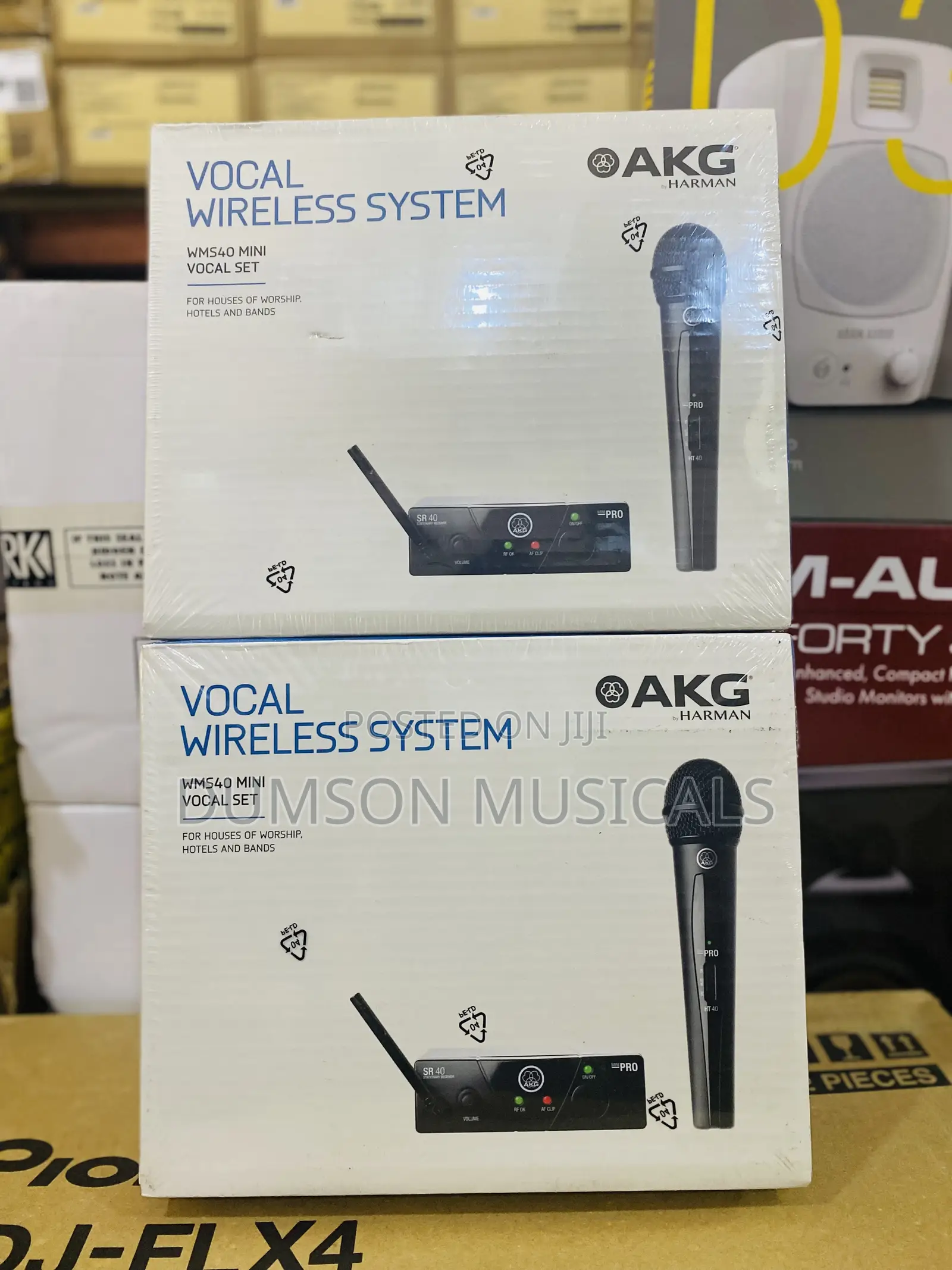 Akg Harman Vocal Wireless Microphone System Wms40 Mini Vocal Set