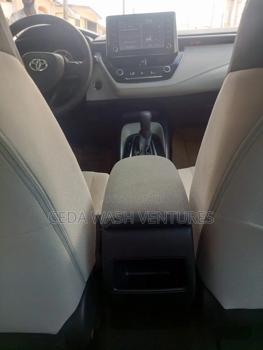 Toyota Corolla XSE (1.8L 4cyl 2A) 2019 Blue