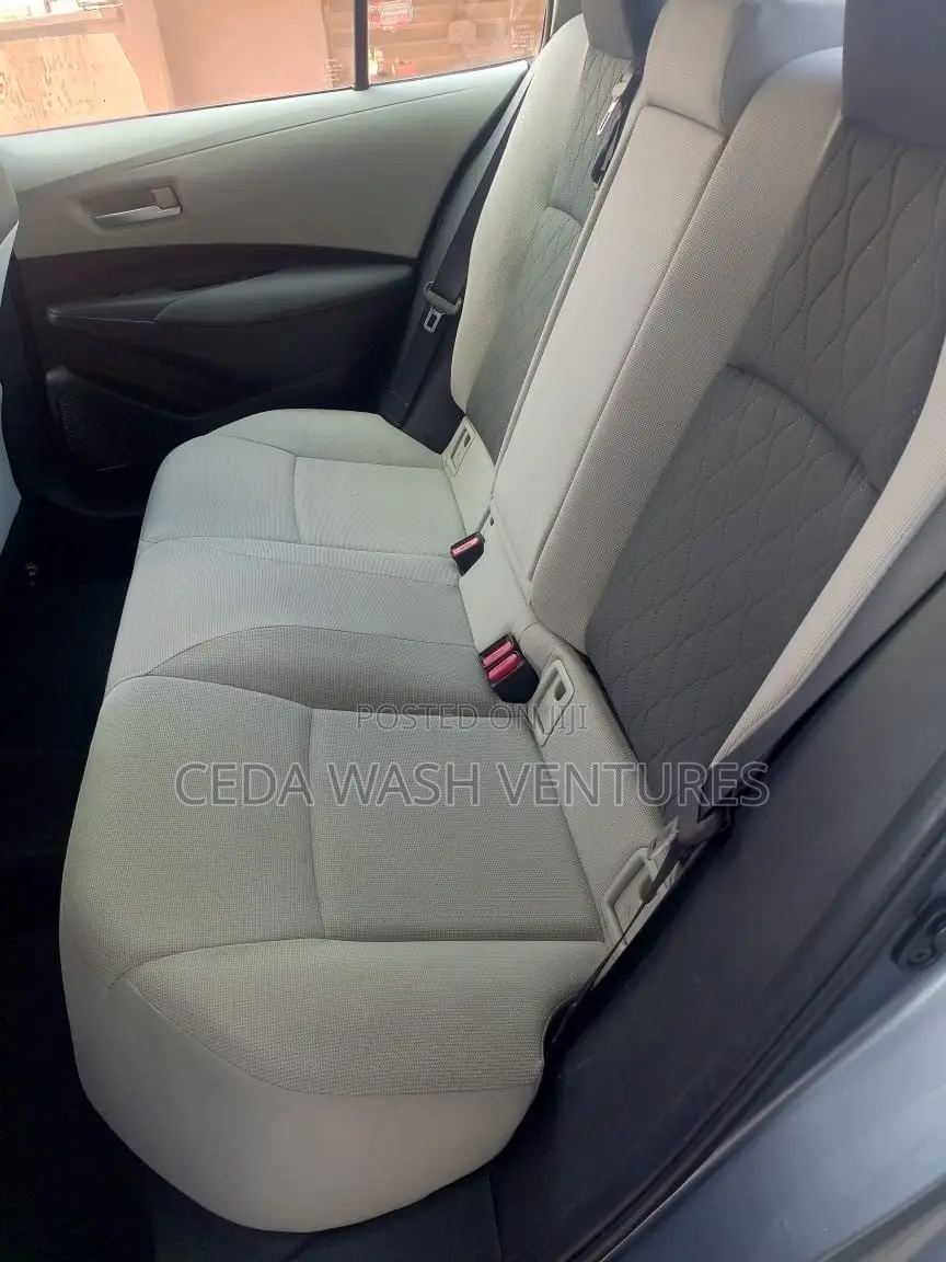 Toyota Corolla XSE (1.8L 4cyl 2A) 2019 Blue