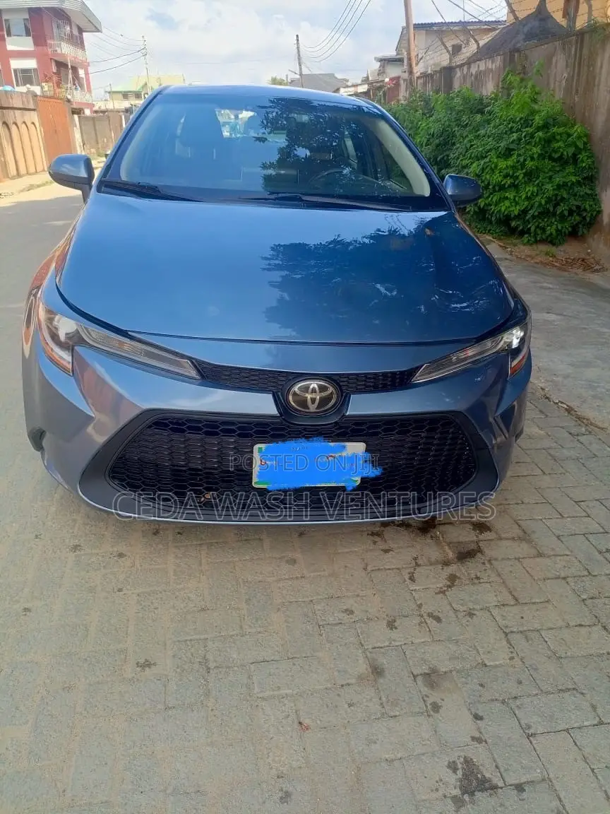 Toyota Corolla XSE (1.8L 4cyl 2A) 2019 Blue