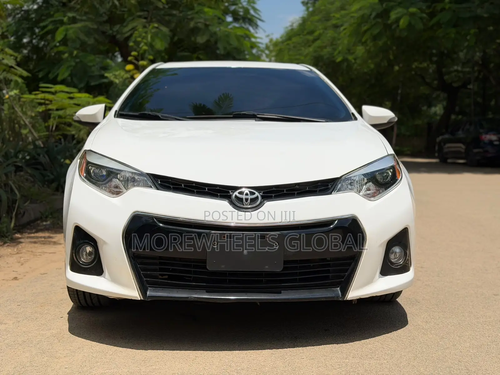 Toyota Corolla S 4dr Sedan (1.8L 4cyl CVT) 2015 White