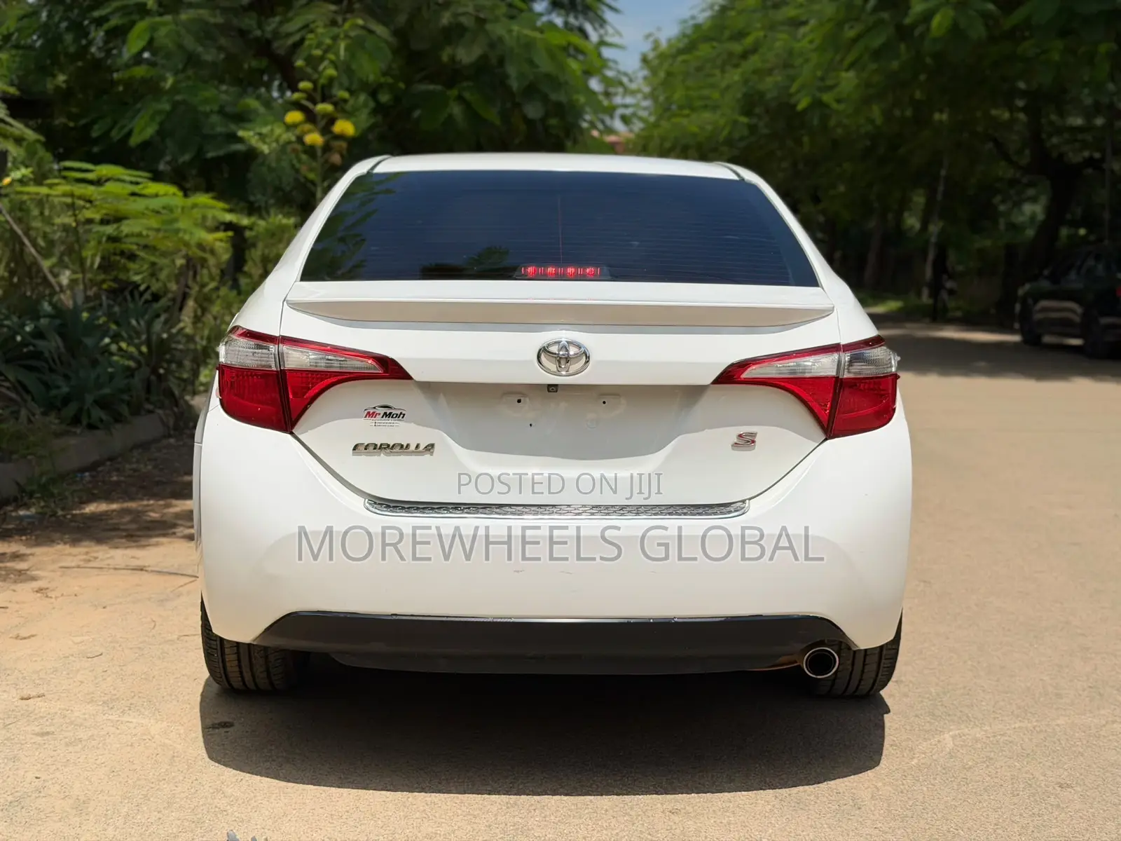 Toyota Corolla S 4dr Sedan (1.8L 4cyl CVT) 2015 White