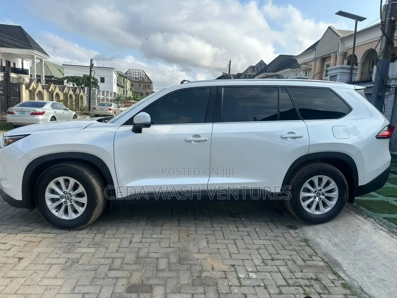 Toyota Grand Highlander XLE AWD 2024 White