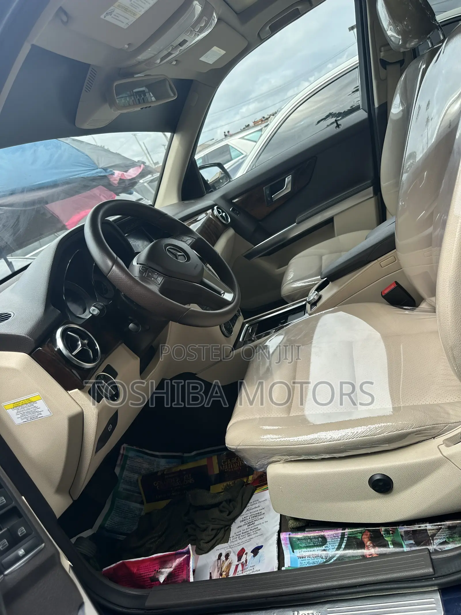 Mercedes-Benz GLK-Class Base GLK 350 4dr AWD 4MATIC (3.5L 6cyl 7A) 2015
