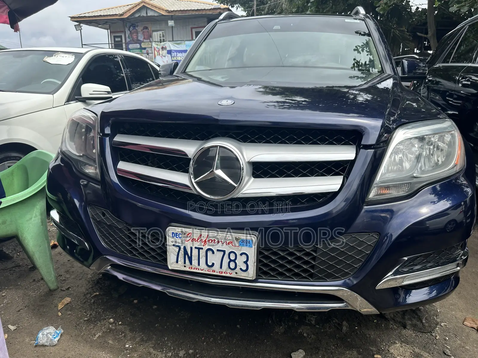 Mercedes-Benz GLK-Class Base GLK 350 4dr AWD 4MATIC (3.5L 6cyl 7A) 2015