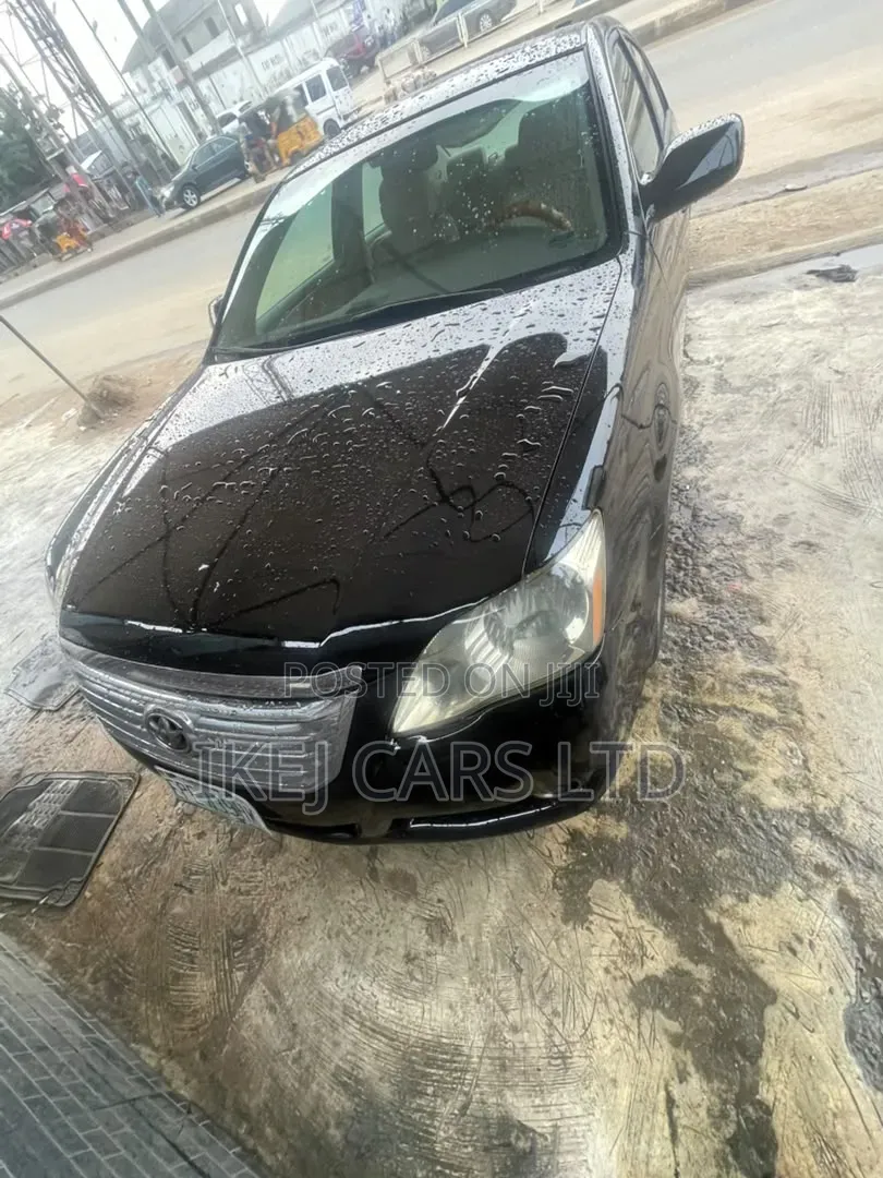 Toyota Avalon 2008