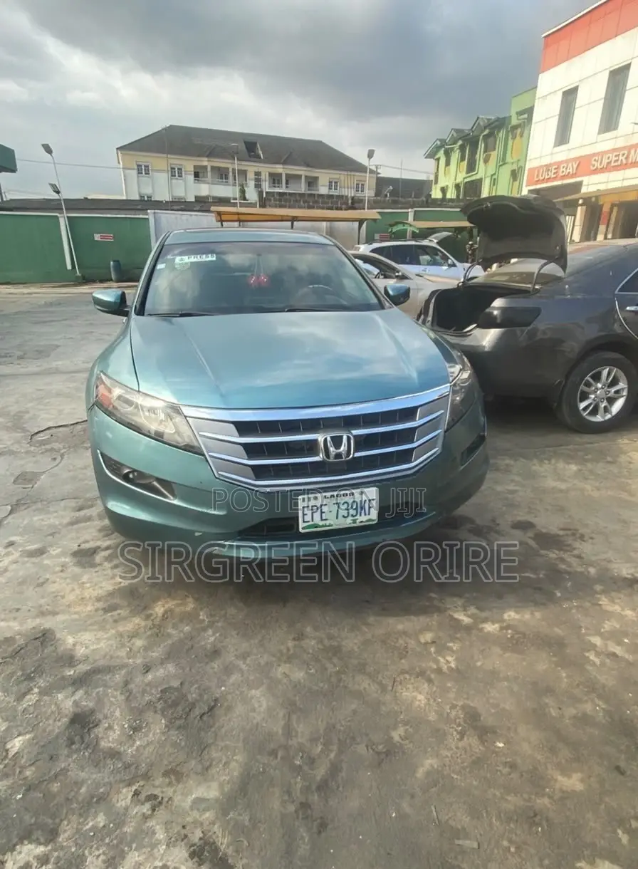Honda Crosstour 3.5 AWD 2011 Green