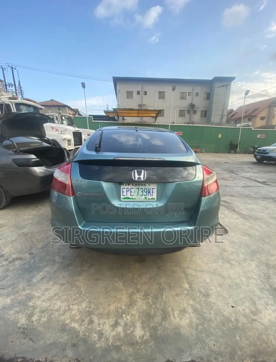 Honda Crosstour 3.5 AWD 2011 Green
