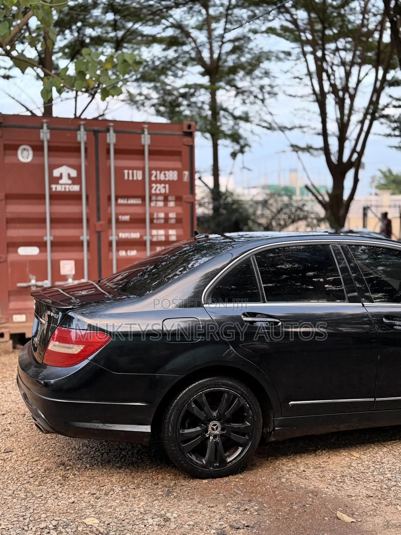 Mercedes-Benz C300 2009 Black