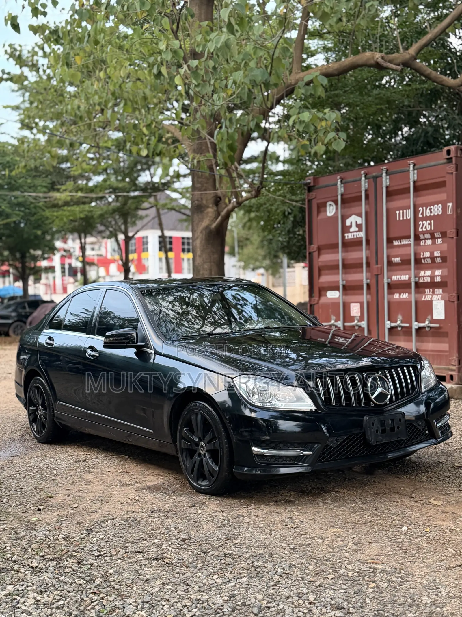 Mercedes-Benz C300 2009 Black