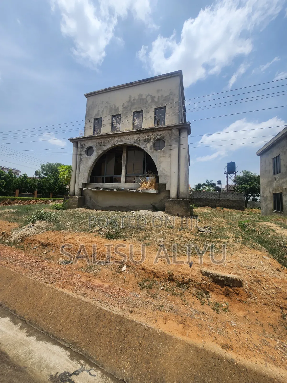6bdrm Duplex in Galadimawa for sale
