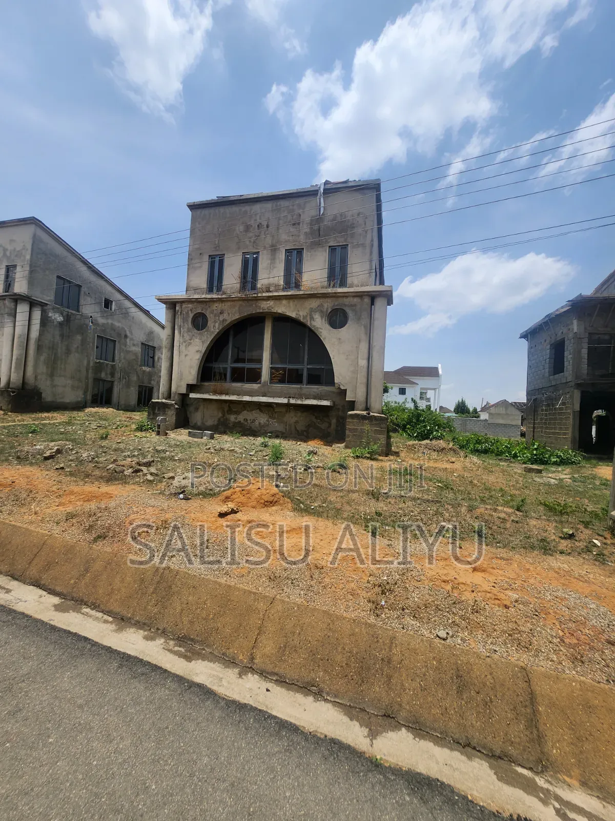 6bdrm Duplex in Galadimawa for sale