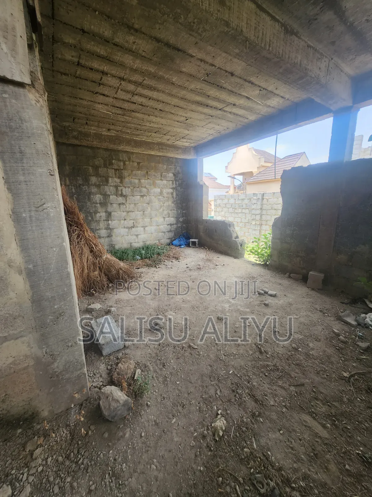 6bdrm Duplex in Galadimawa for sale