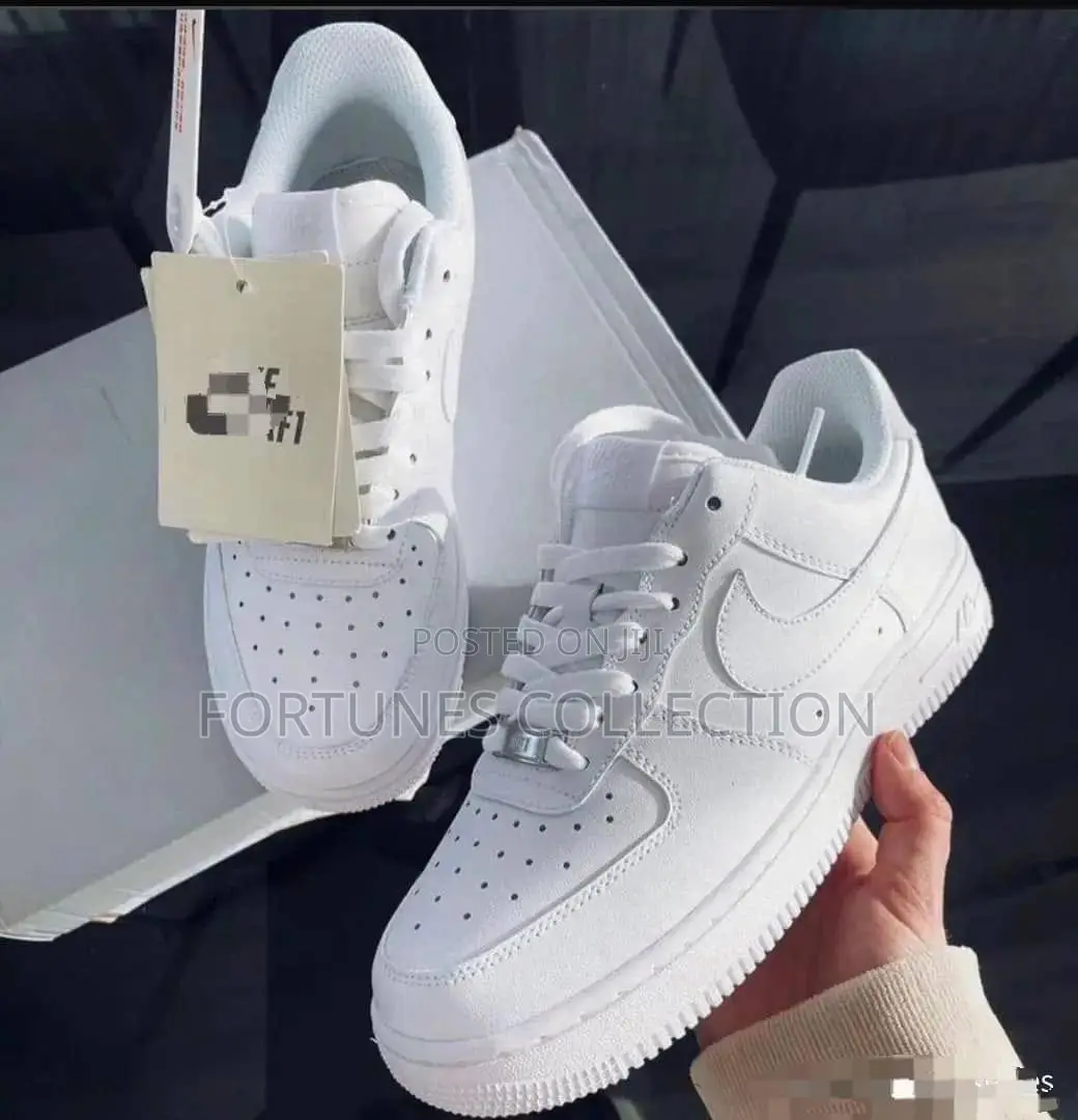 Nike Air Force 1 Low Triple All White Casual Sneakers