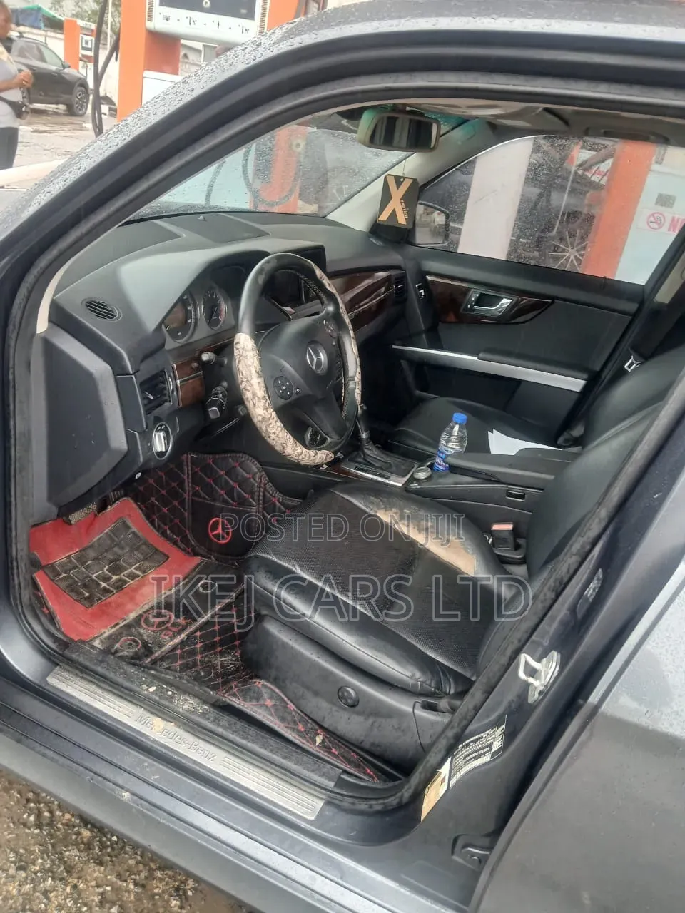 Mercedes-Benz GLK-Class 2011 Gray