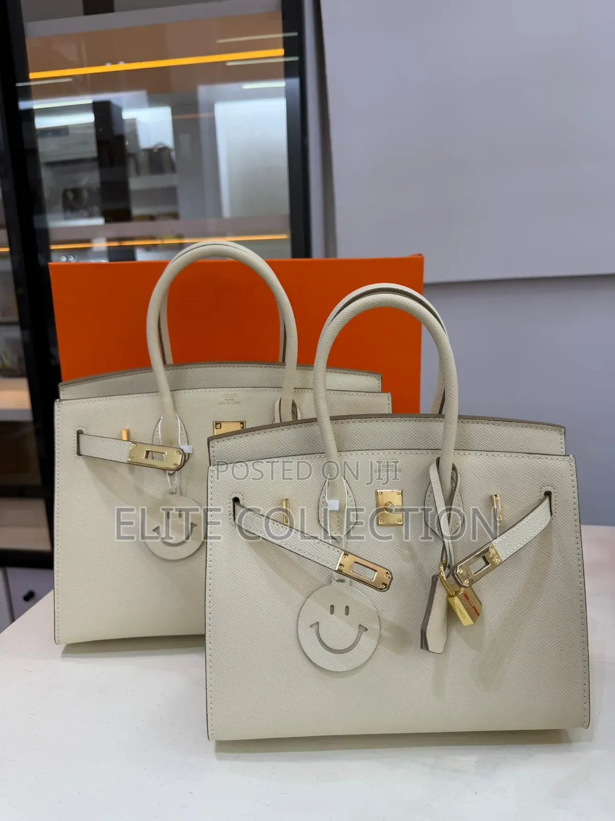 Hermes Birkin Gold Epsom Leather! 
30cm 25cm 
High Quality