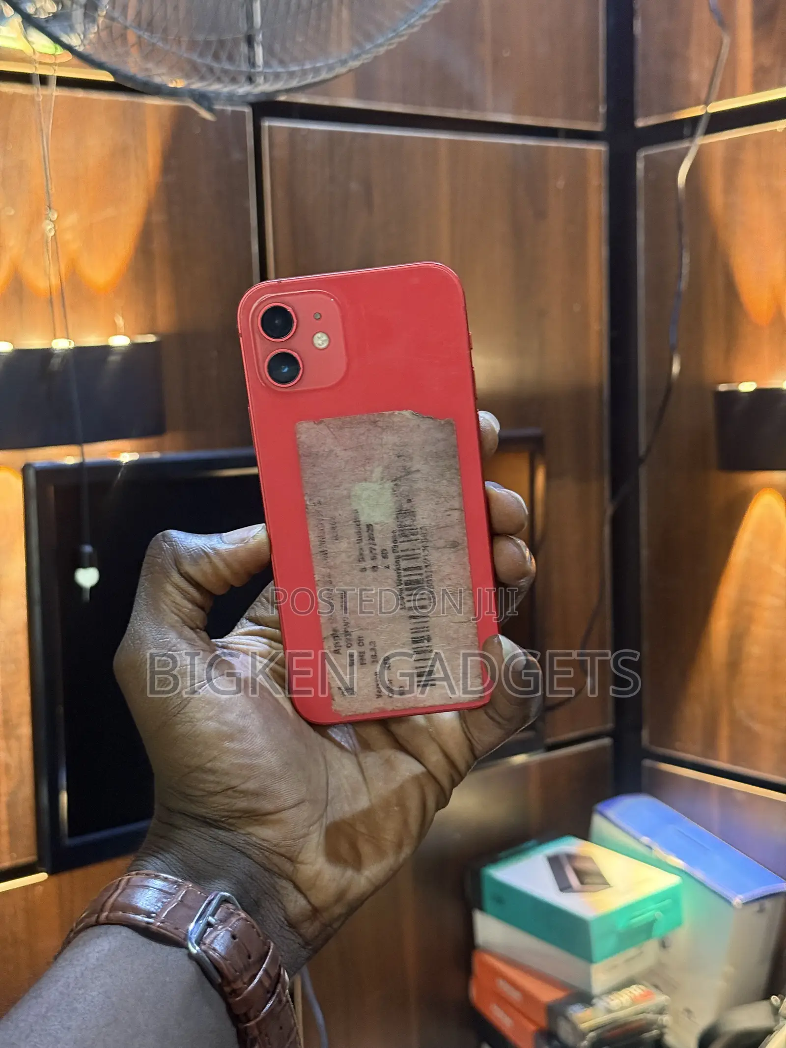 Apple iPhone 12 64 GB Red