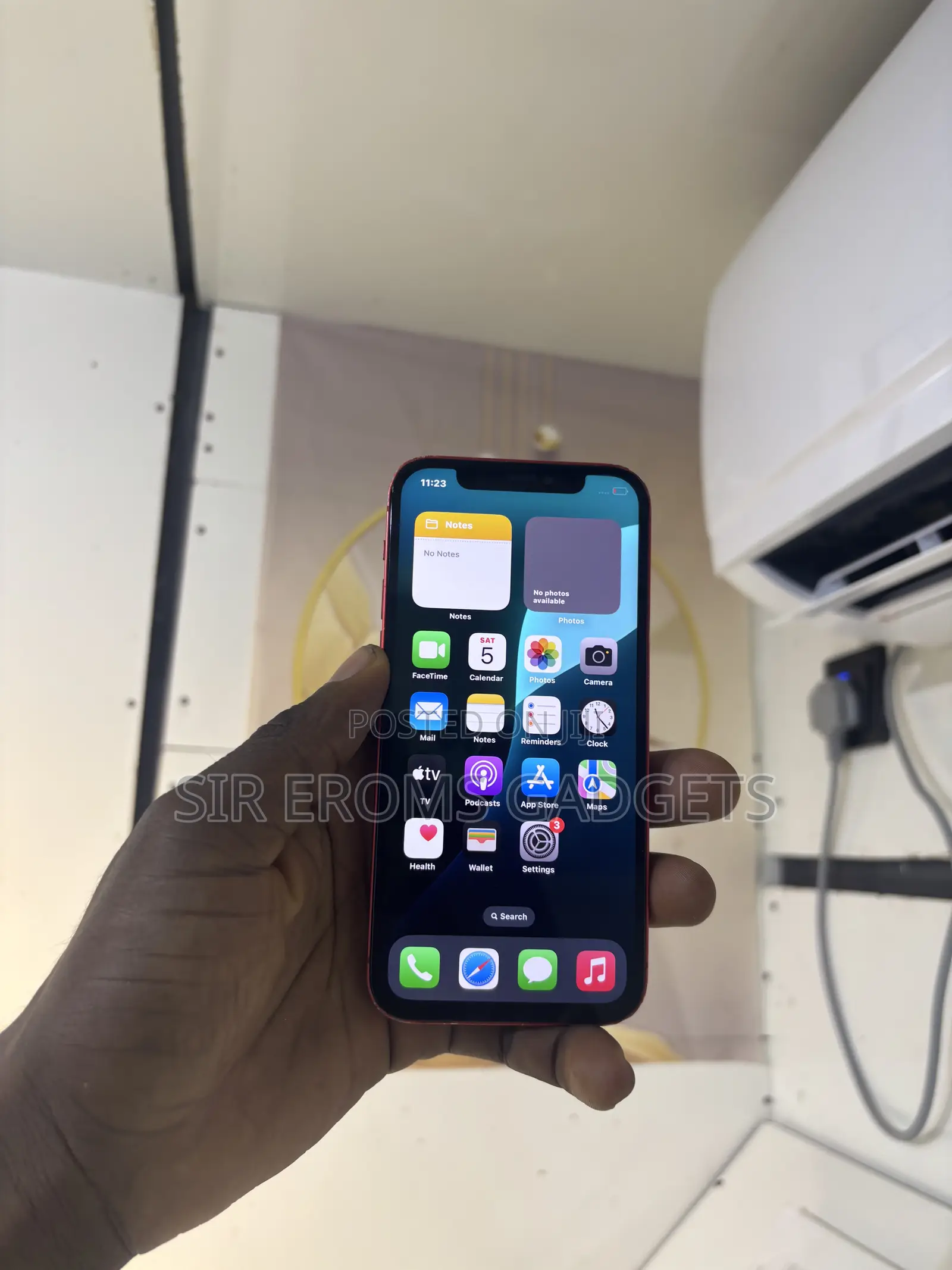 Apple iPhone 12 64 GB Red