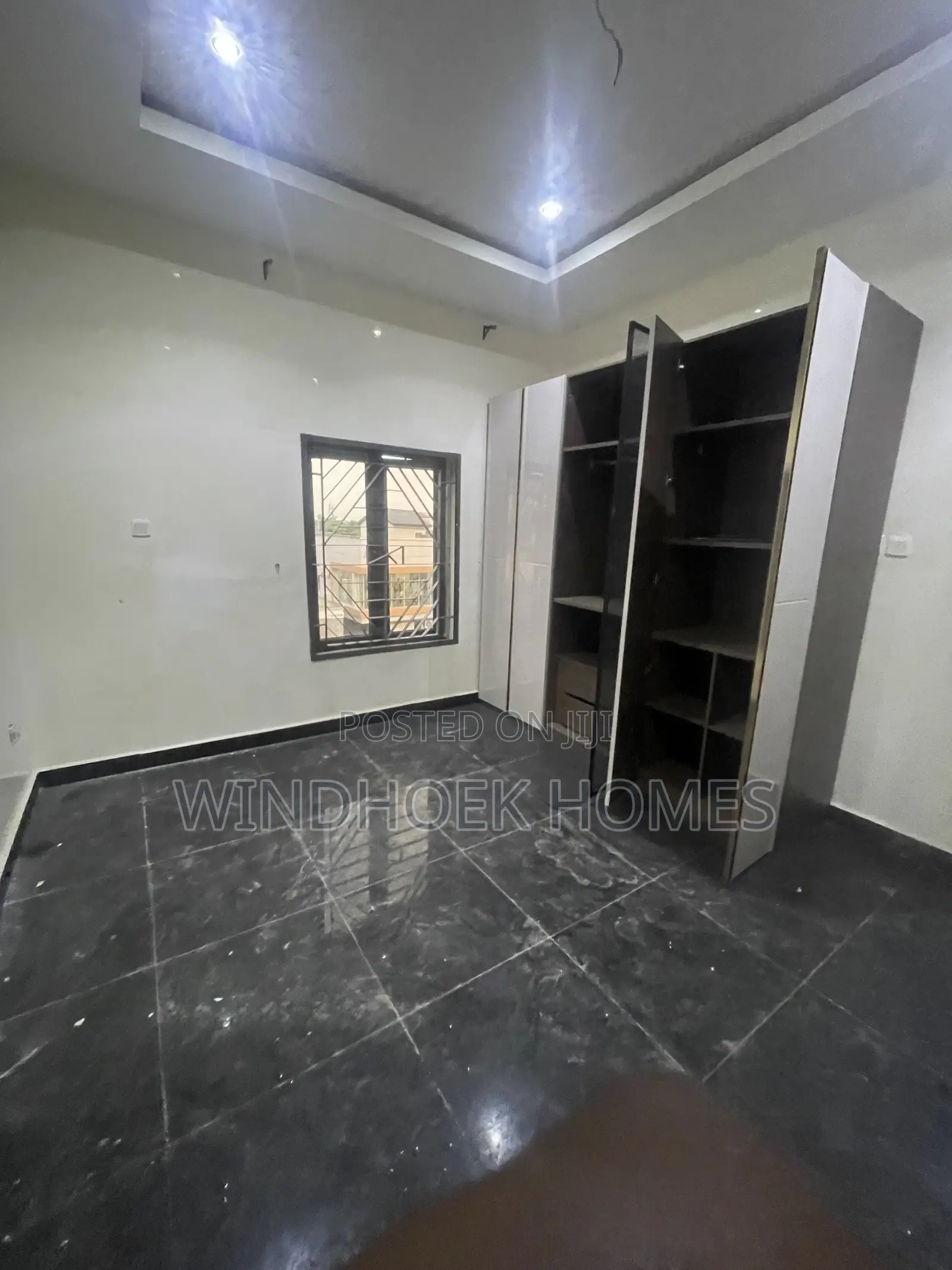 3bdrm Apartment in Wuse 2 for rent