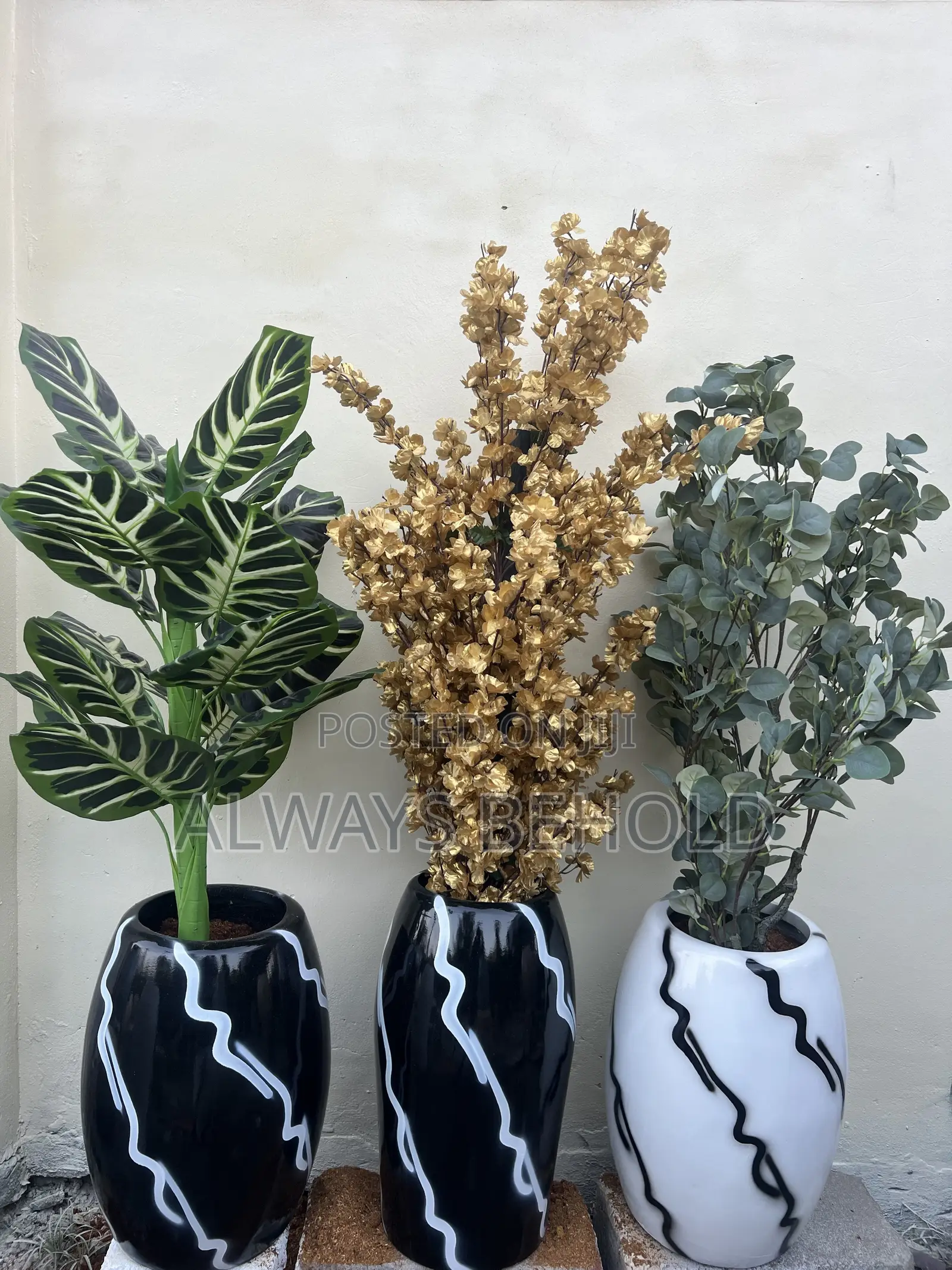 Luxury Trio – Black White Designer Vases With Botanical Arrangements