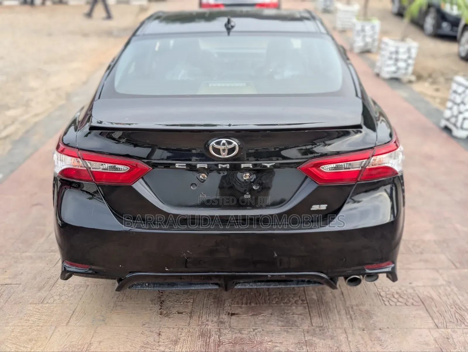 Toyota Camry SE FWD 2020 Black