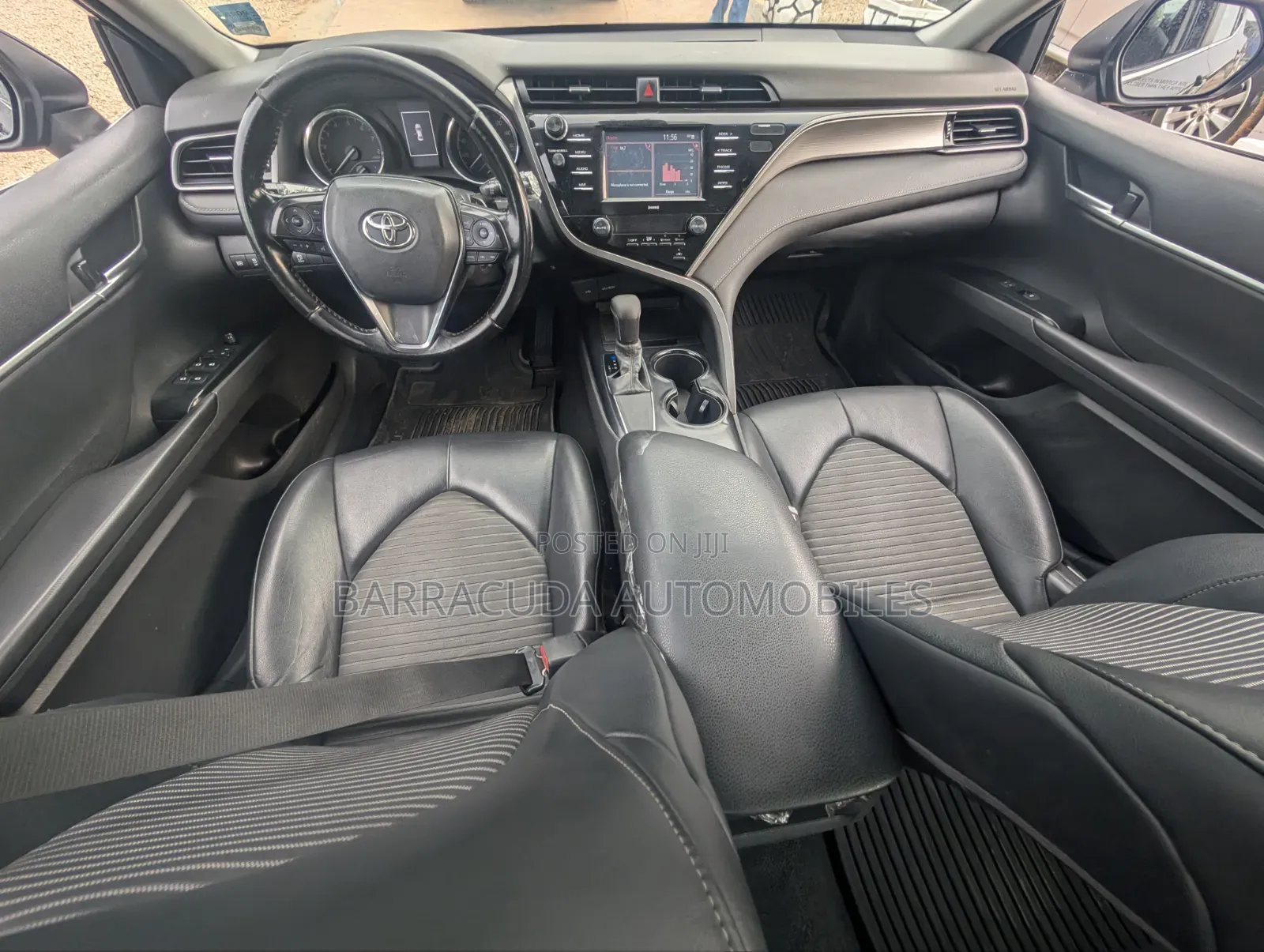 Toyota Camry SE FWD 2020 Black
