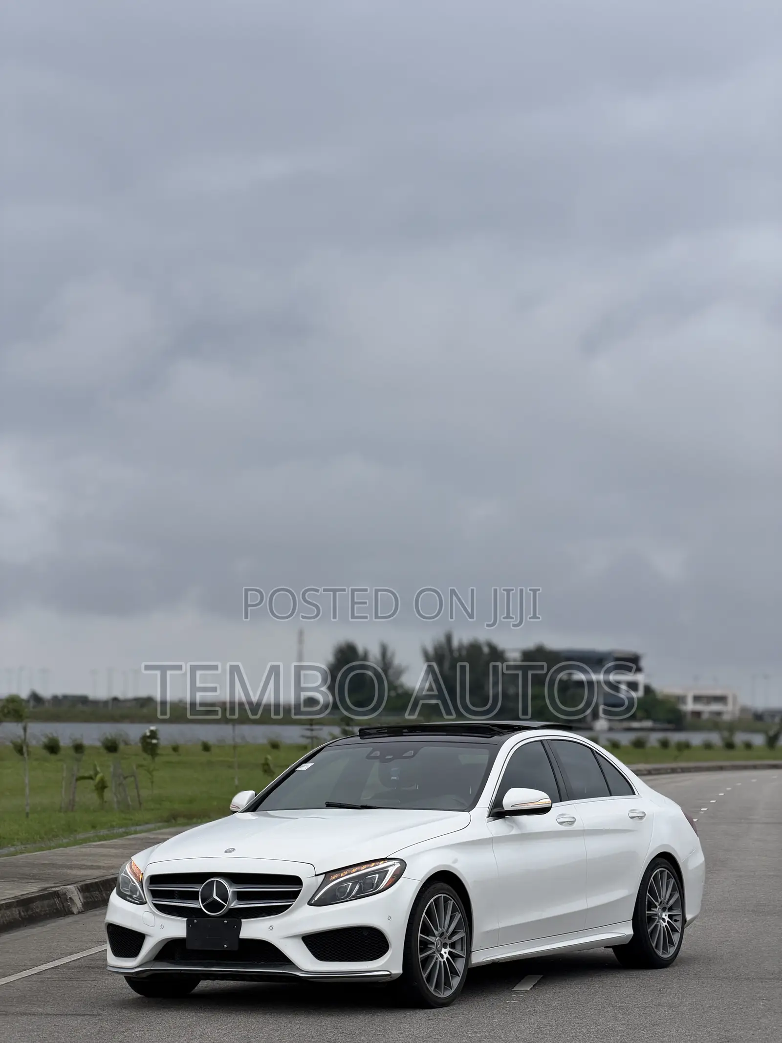 Mercedes-Benz C400 4Matic AWD Sedan (3.0L V6 7A) 2015 White