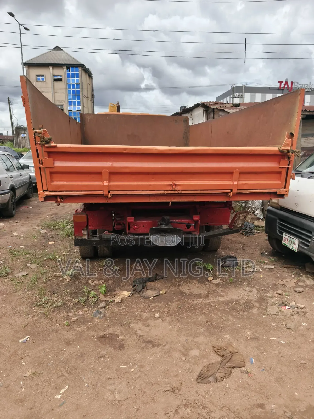 Fiat - Iveco Tipping Truck 6 Tyres - Nigerian Use