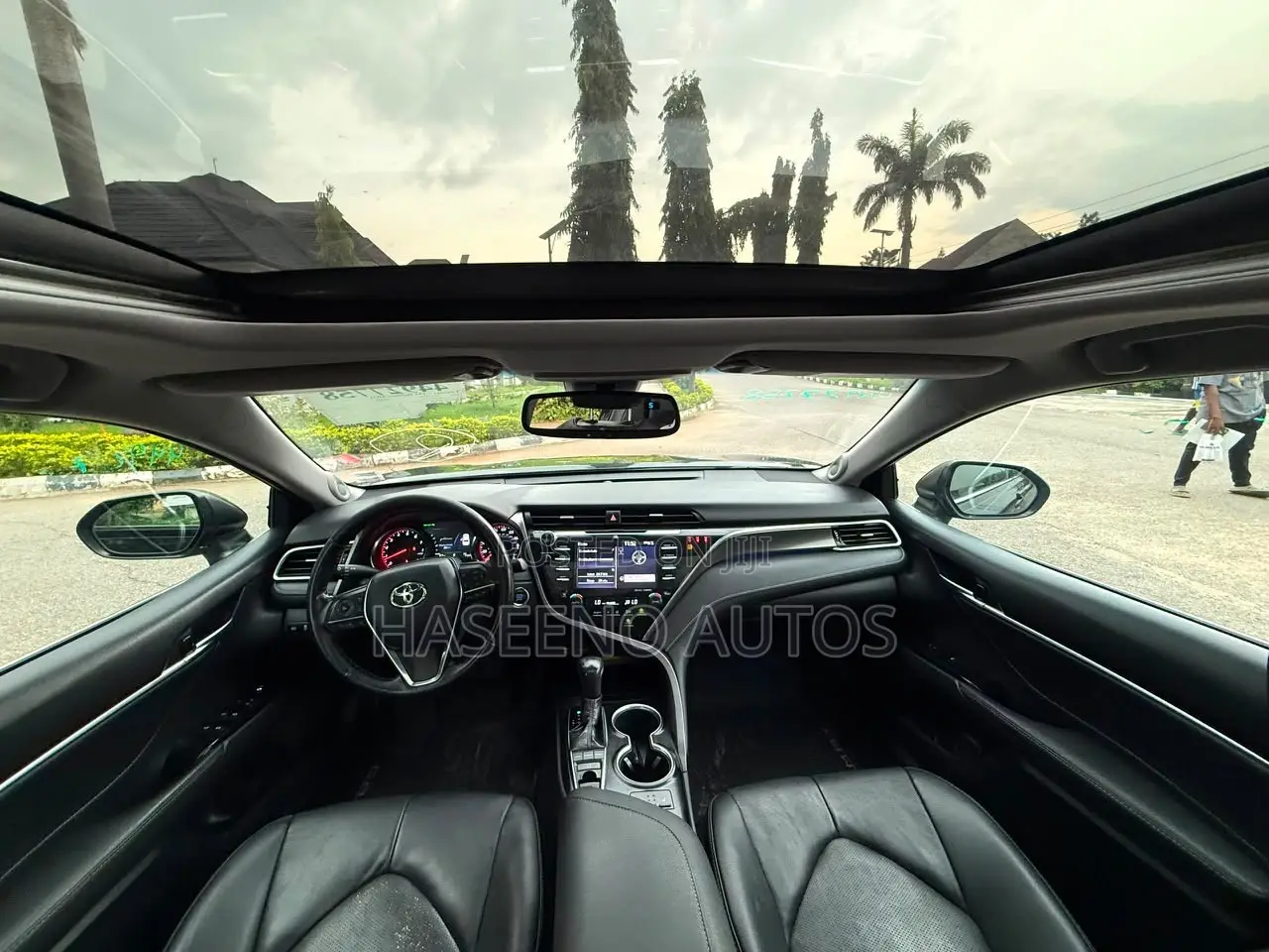 Toyota Camry XSE V6 FWD (3.5L 6cyl 8AM) 2018 Black