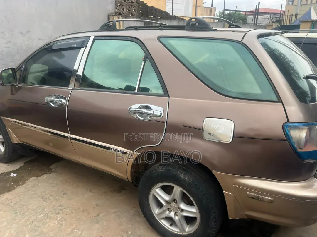 Lexus RX 300 2001 White