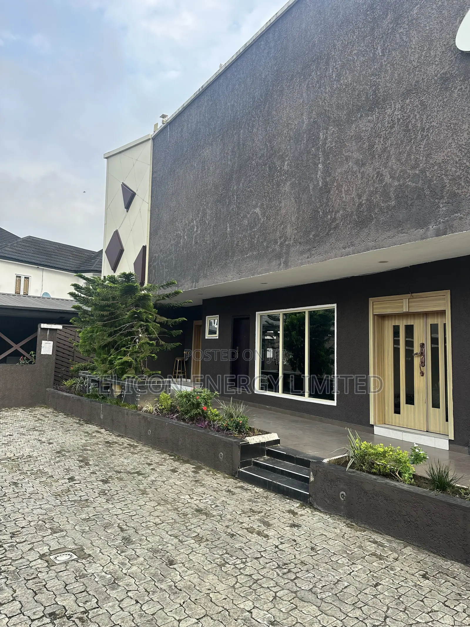 Premium Peter Odili Road Commercial Property–corporate Multi-Purpose