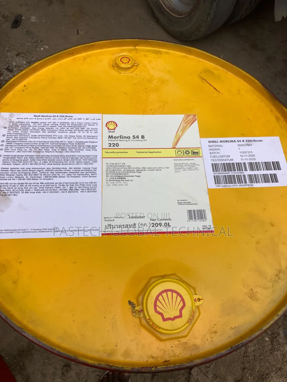 209-Liter Drum of Shell Morlina S4 B 220
