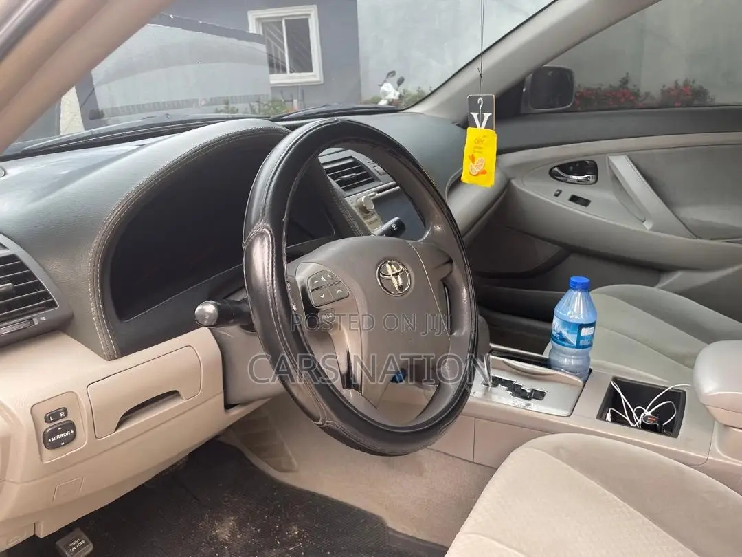 Toyota Camry 2009 Silver