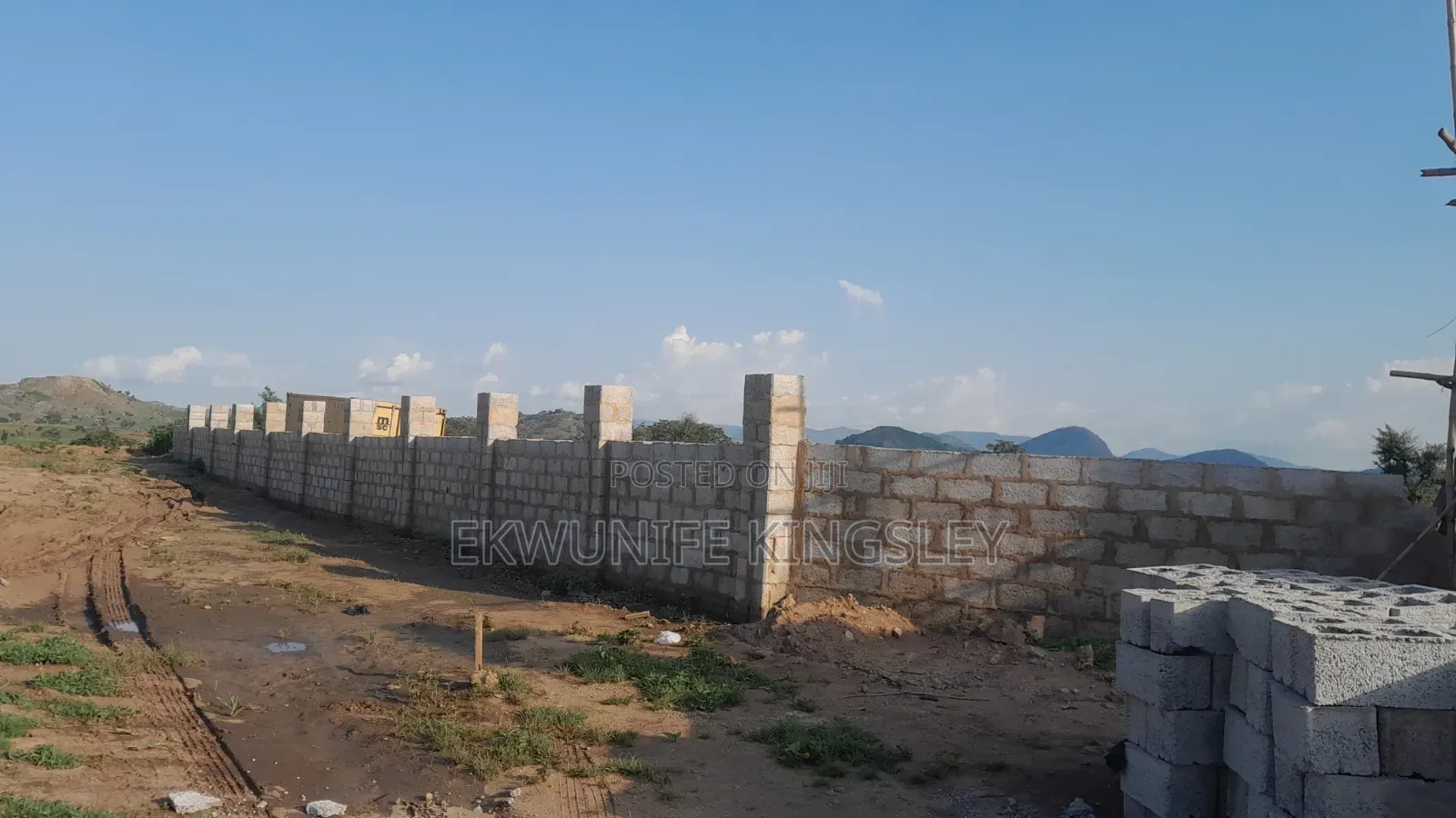 Hutu Abuja Terrace Duplex With Bq Plot